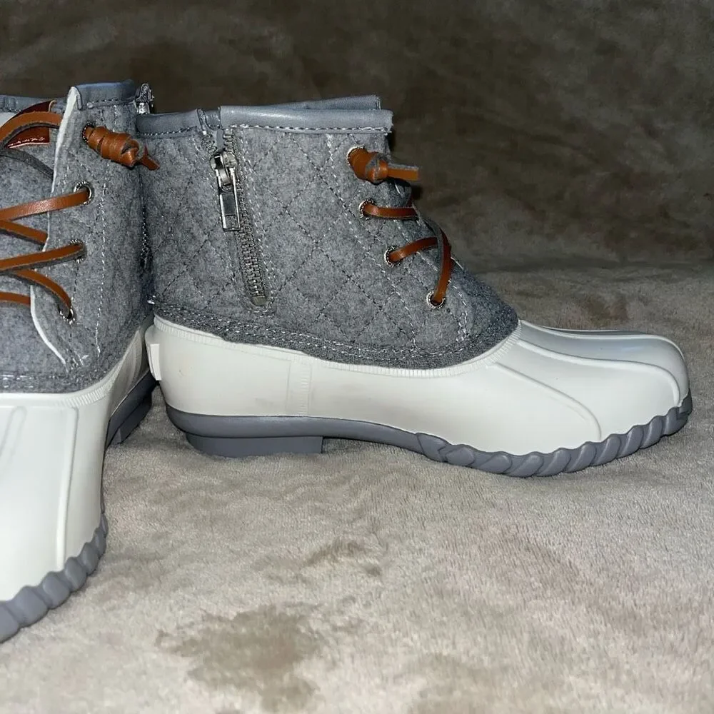 Nautica Womens Size 6 Wooley‎ Quilted Lace Up Fleece Lined Boots Gray White